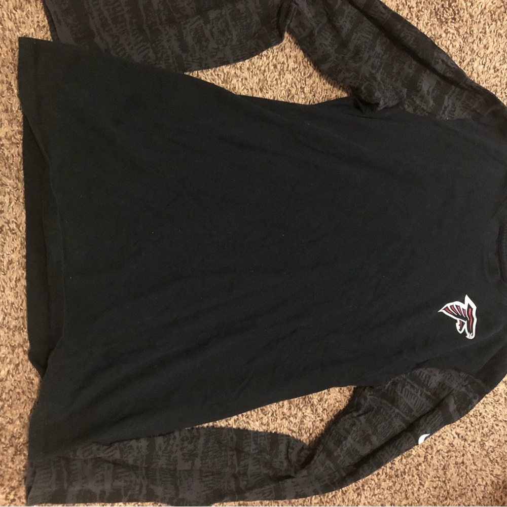 Nike Atlanta Falcons Men’s medium long sleeve